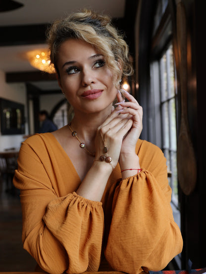 Mano de Luna- Pearl Coin Hand Chain Bracelet
