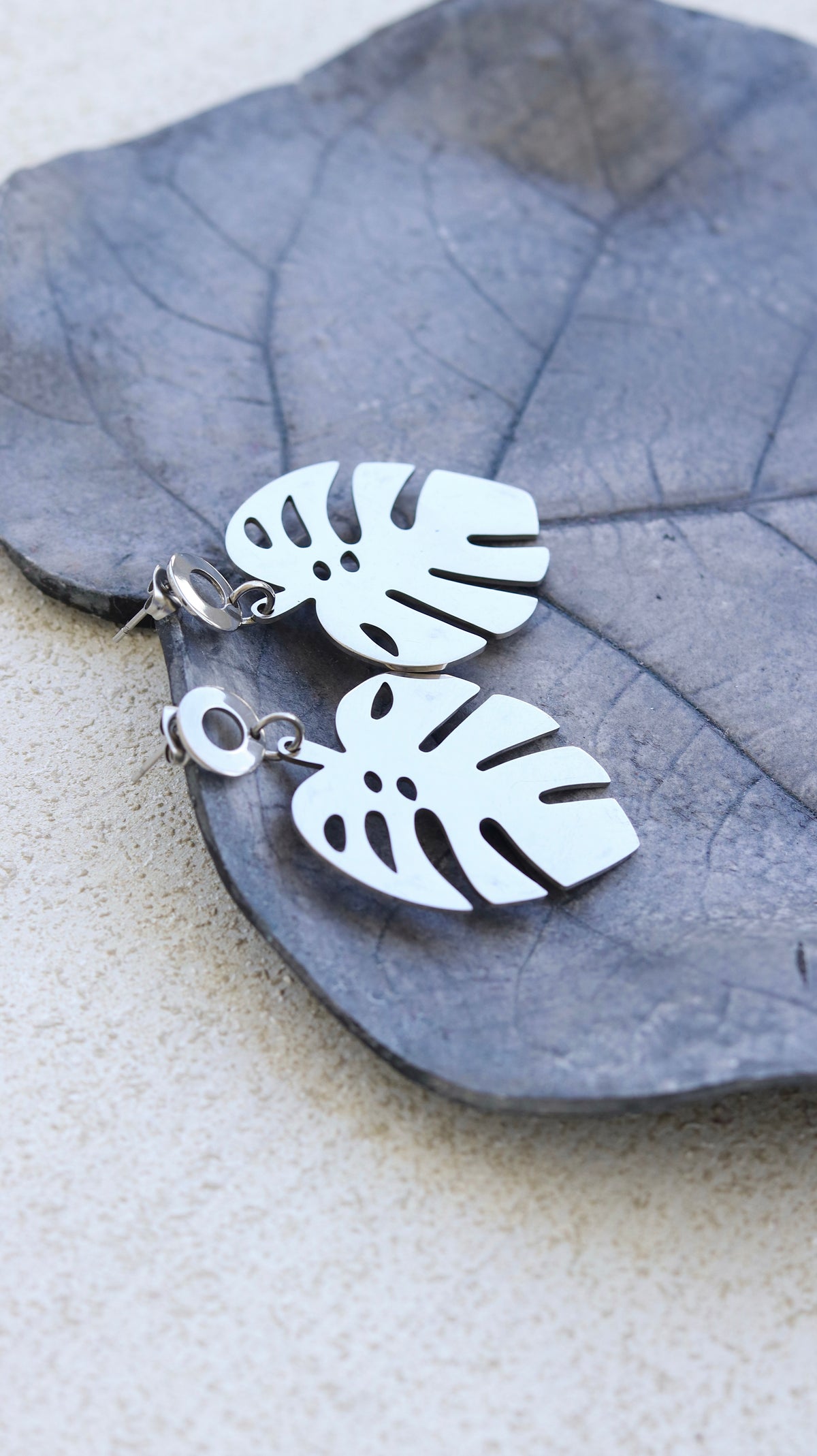 Stainless steel monstera deliciosa earrings hypoallergenic
