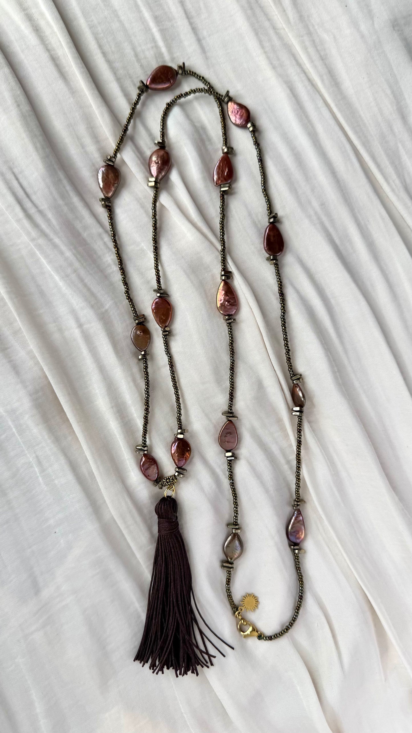 Raíz Necklace | Long Pearl Tassel Necklace