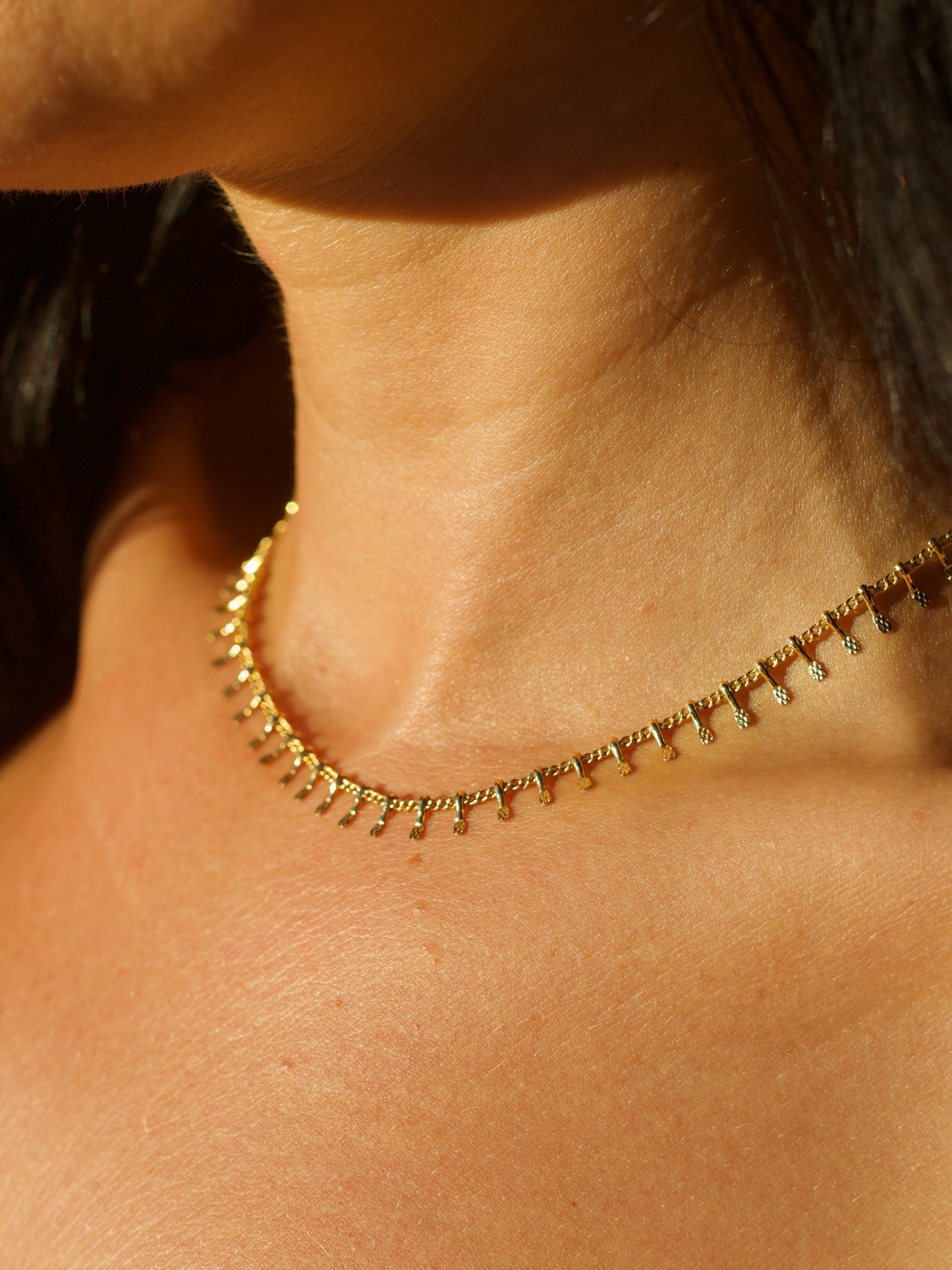 Luminosity necklace