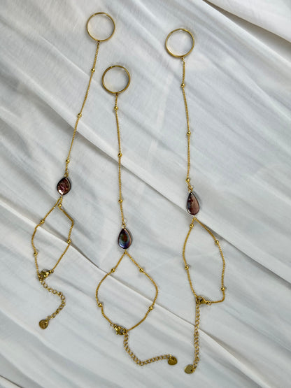 Rocio Teardrop Pearl Hand Chain Bracelet
